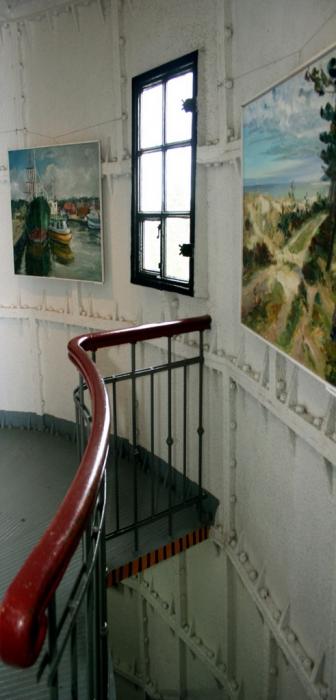 Фото 17 Лестница с элементами конструкции башни