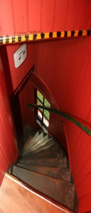 Фото 17 Лестница с элементами конструкции башни